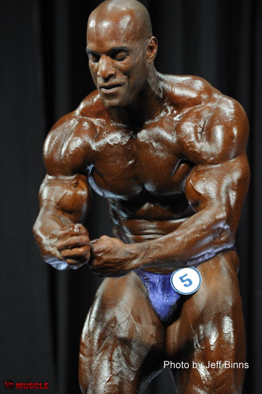 Darrem  Charles - IFBB Arnold Classic 2013 - #1