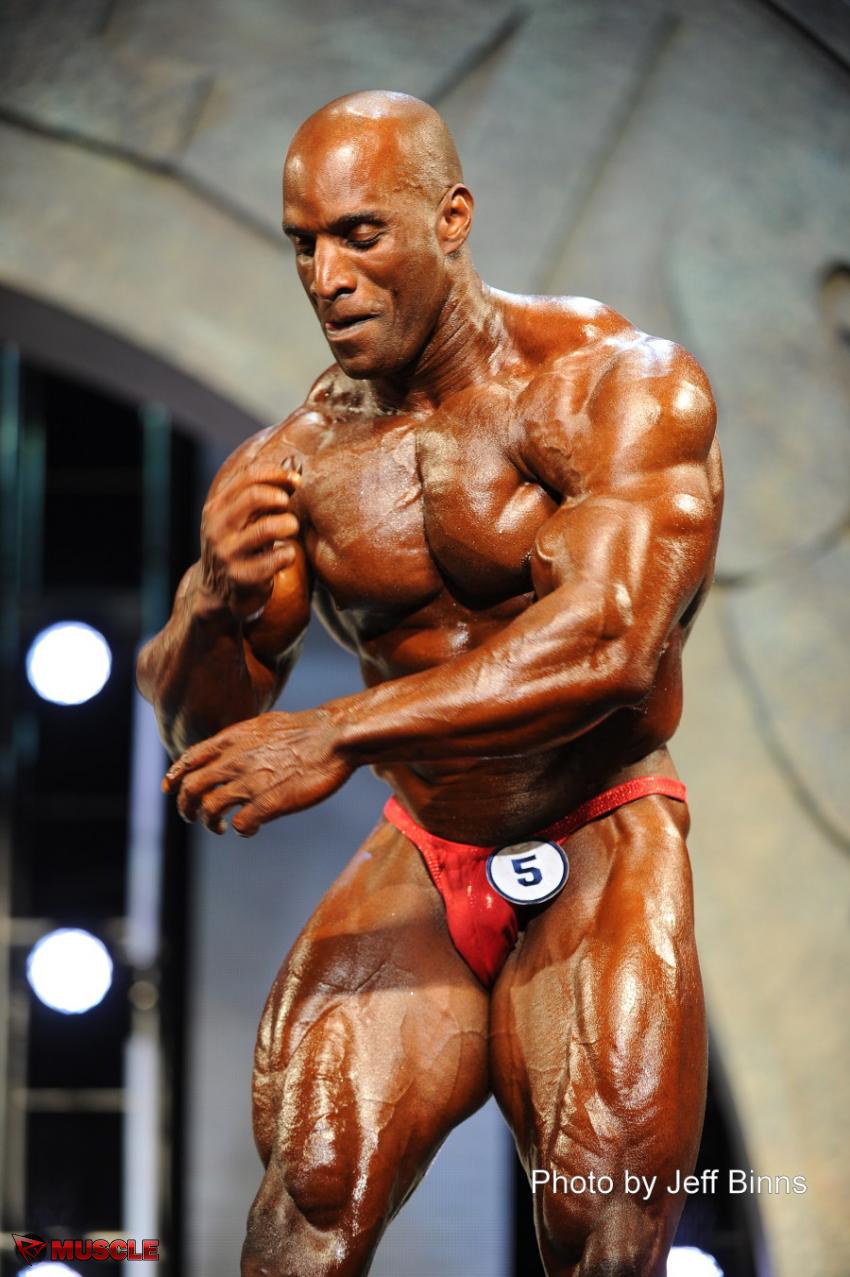 Darrem  Charles - IFBB Arnold Classic 2013 - #1