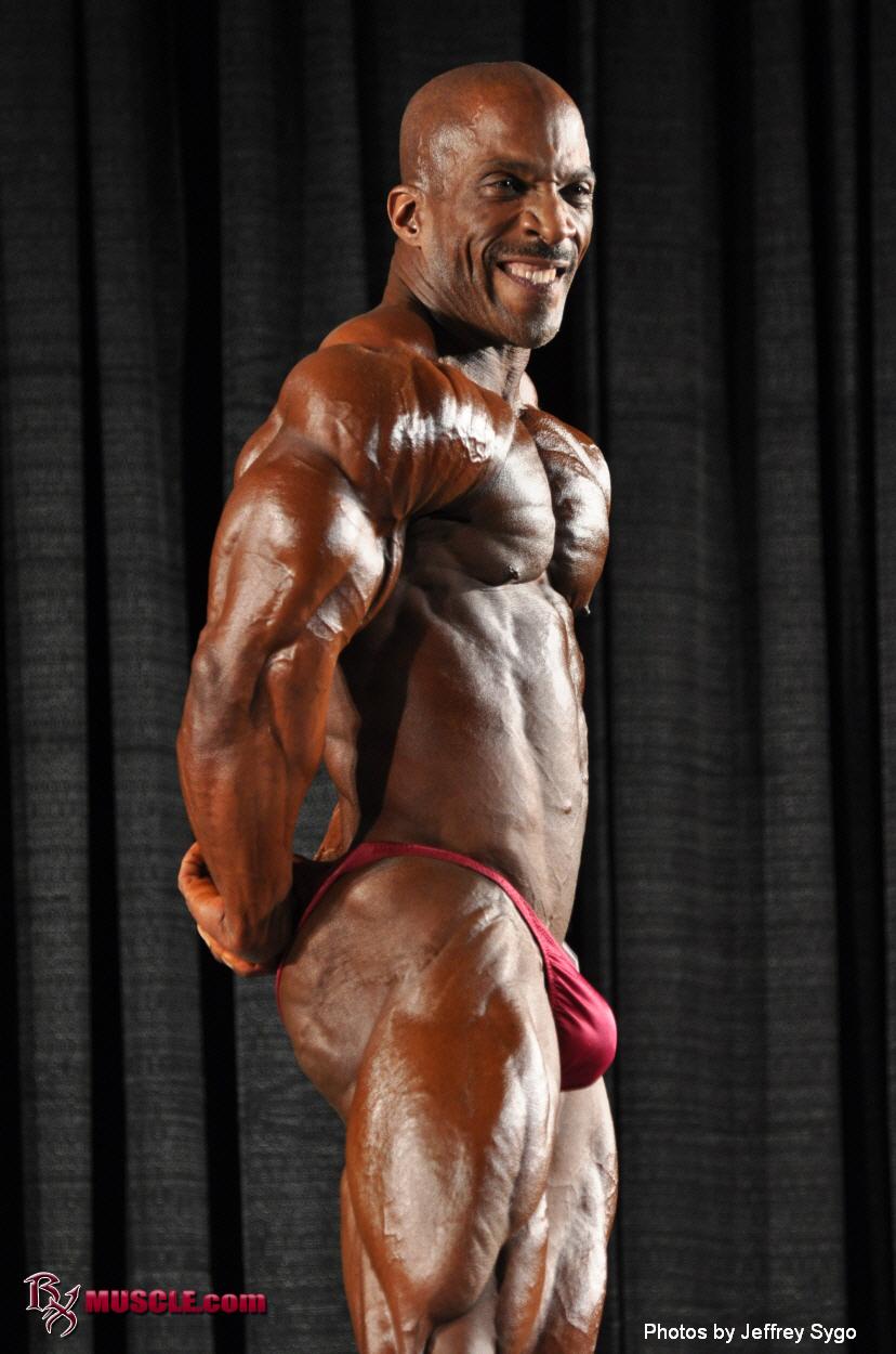 Lawrence   Hunt - IFBB John Simmons Pro 2010 - #1