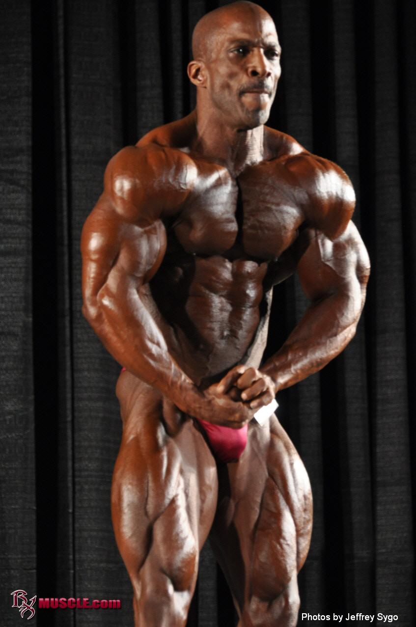 Lawrence   Hunt - IFBB John Simmons Pro 2010 - #1