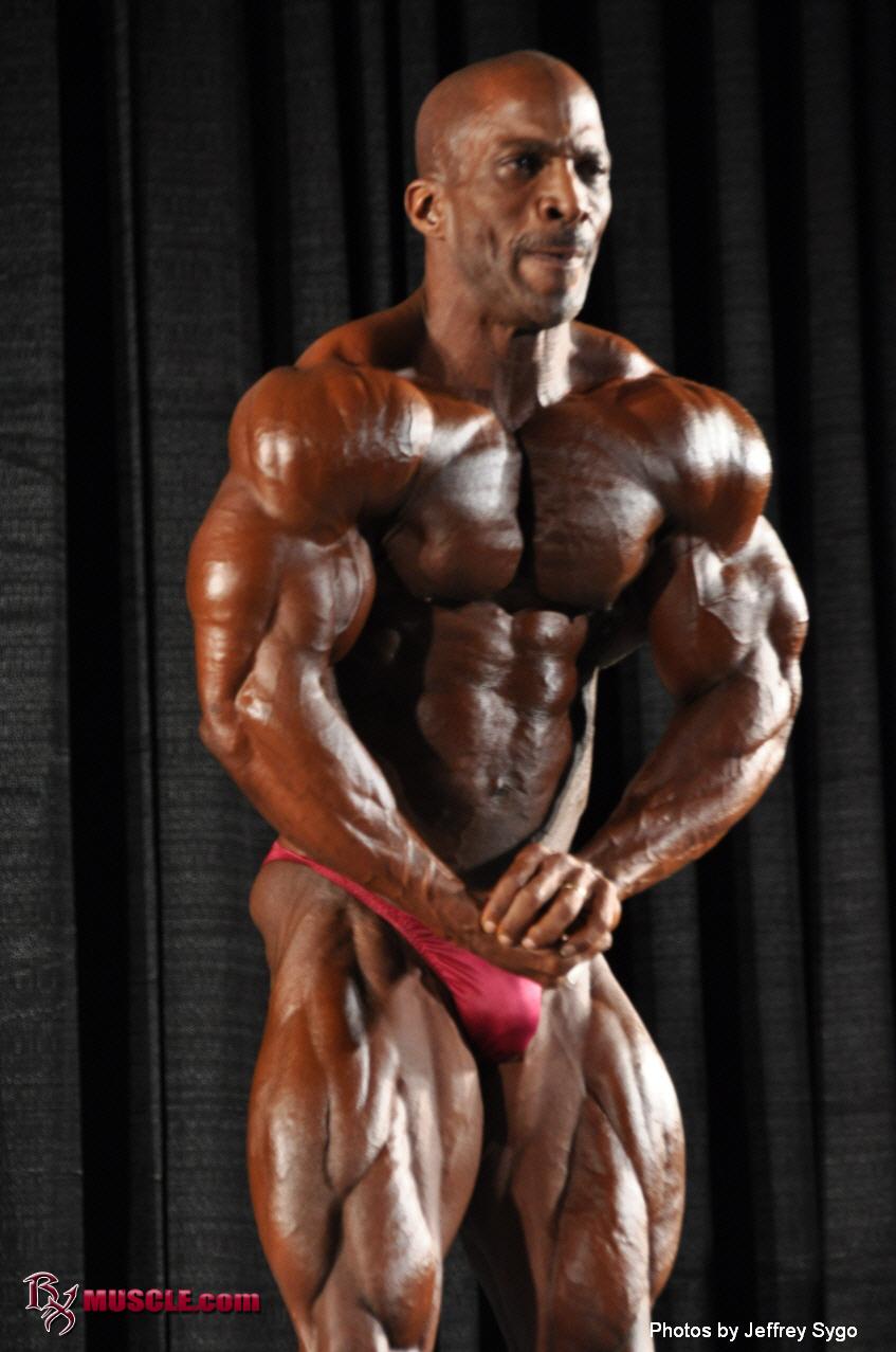 Lawrence   Hunt - IFBB John Simmons Pro 2010 - #1