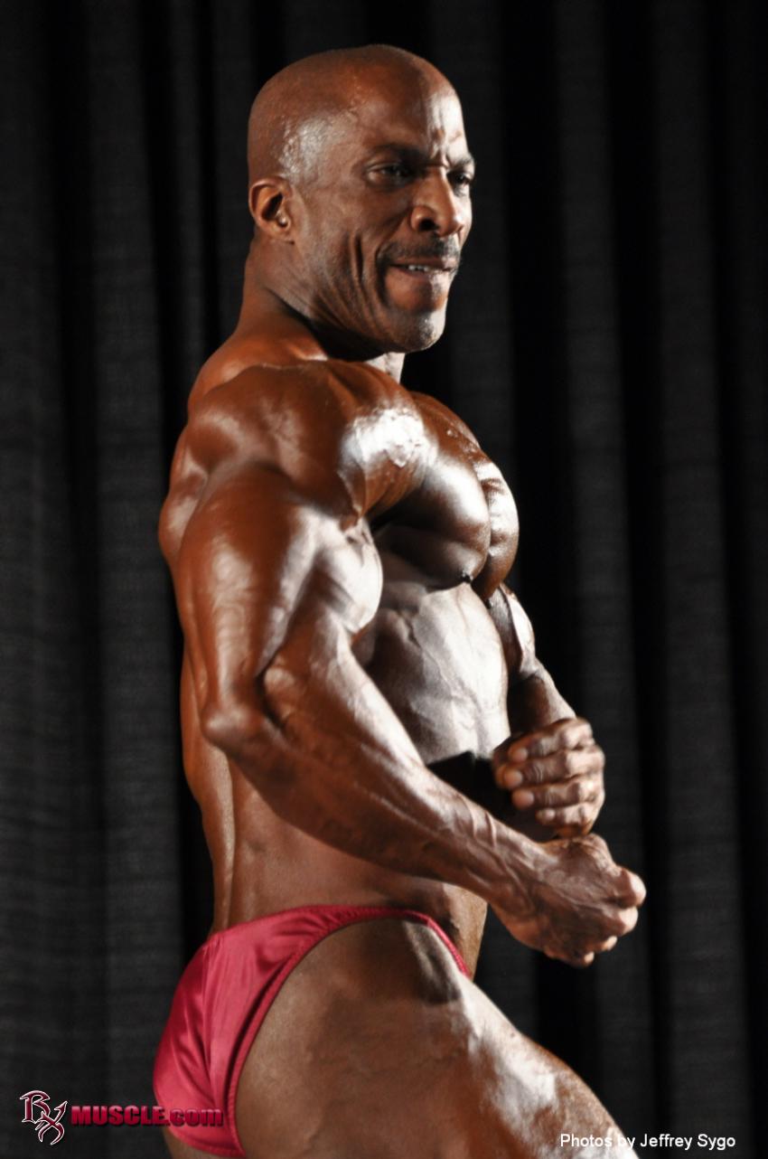 Lawrence   Hunt - IFBB John Simmons Pro 2010 - #1