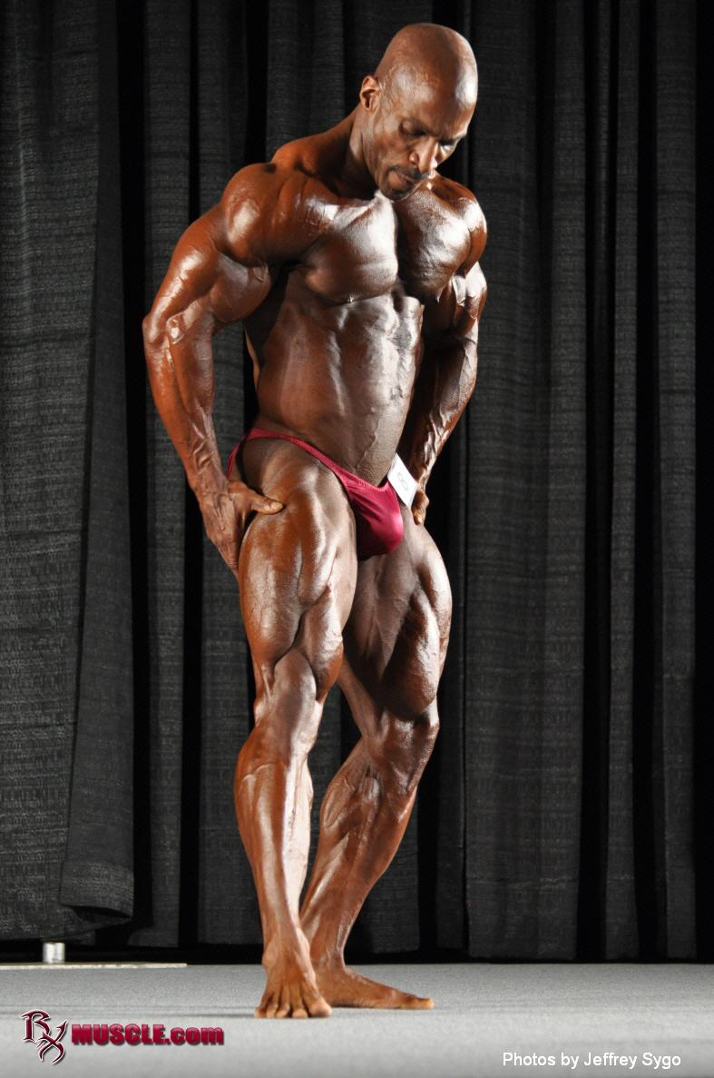 Lawrence   Hunt - IFBB John Simmons Pro 2010 - #1