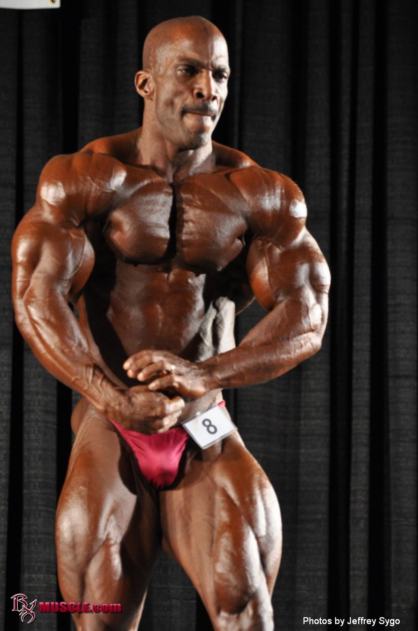 Lawrence   Hunt - IFBB John Simmons Pro 2010 - #1