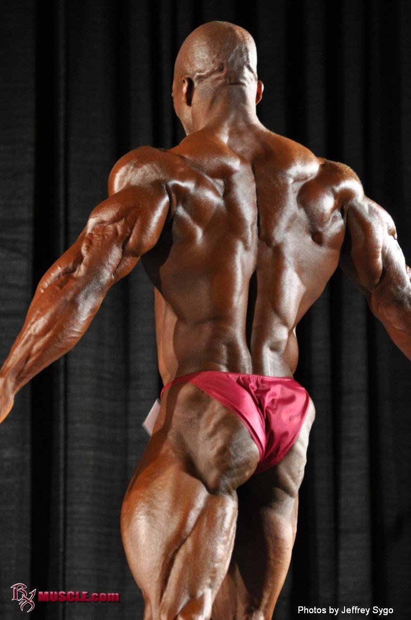 Lawrence   Hunt - IFBB John Simmons Pro 2010 - #1