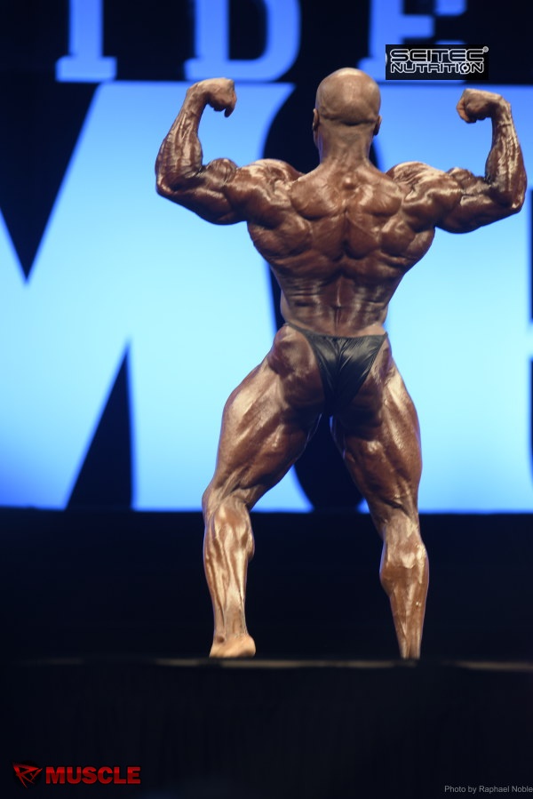 Brazilian men and world bodybuilders: Shaun Clarida! Parece um demônio