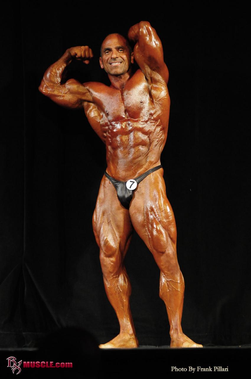 Michael  Valentino - IFBB Muscle Heat  2011 - #1