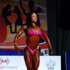 Tia  Trent - IFBB Arnold Amateur 2012 - #1