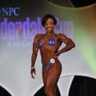 Nicole  Duncan - IFBB Fort Lauderdale Pro  2010 - #1