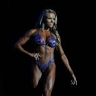 Larissa  Reis - IFBB Arnold Classic 2011 - #1