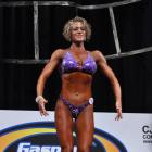 Tracy  Weller - IFBB Arnold Amateur 2011 - #1