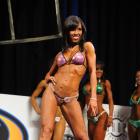 Karen  Bierman - IFBB Arnold Amateur 2011 - #1