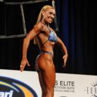 Valeriea  Cristiane Aprobato - IFBB Arnold Amateur 2011 - #1