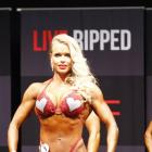 Larissa  Reis - IFBB Australia Grand Prix 2012 - #1