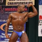 Tony   Quincy - NPC MaxMuscle Vancouver Natural  2010 - #1