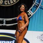 Genevive  Gil - IFBB Arnold Amateur 2012 - #1