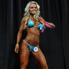 Justine  Munro - IFBB Arnold Classic 2011 - #1