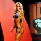 Justine  Munro - IFBB Olympia 2011 - #1