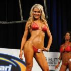 Stacy  Miller - IFBB Arnold Amateur 2011 - #1