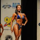 Karen  Williams - IFBB California Pro Figure 2009 - #1